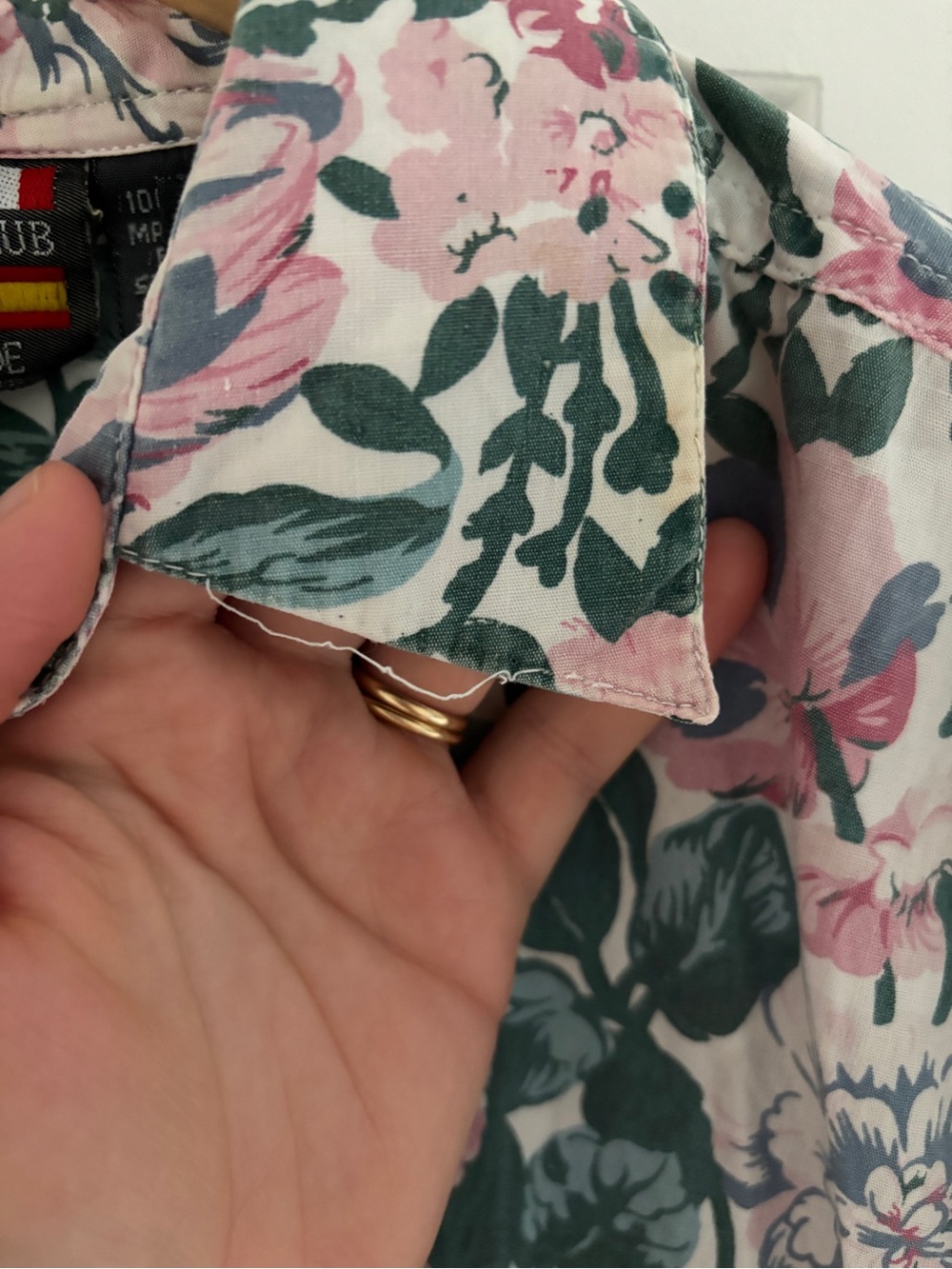 Floral Short-Sleeve Button-Down Shirt in Pink & Green - Picture 4 of 5